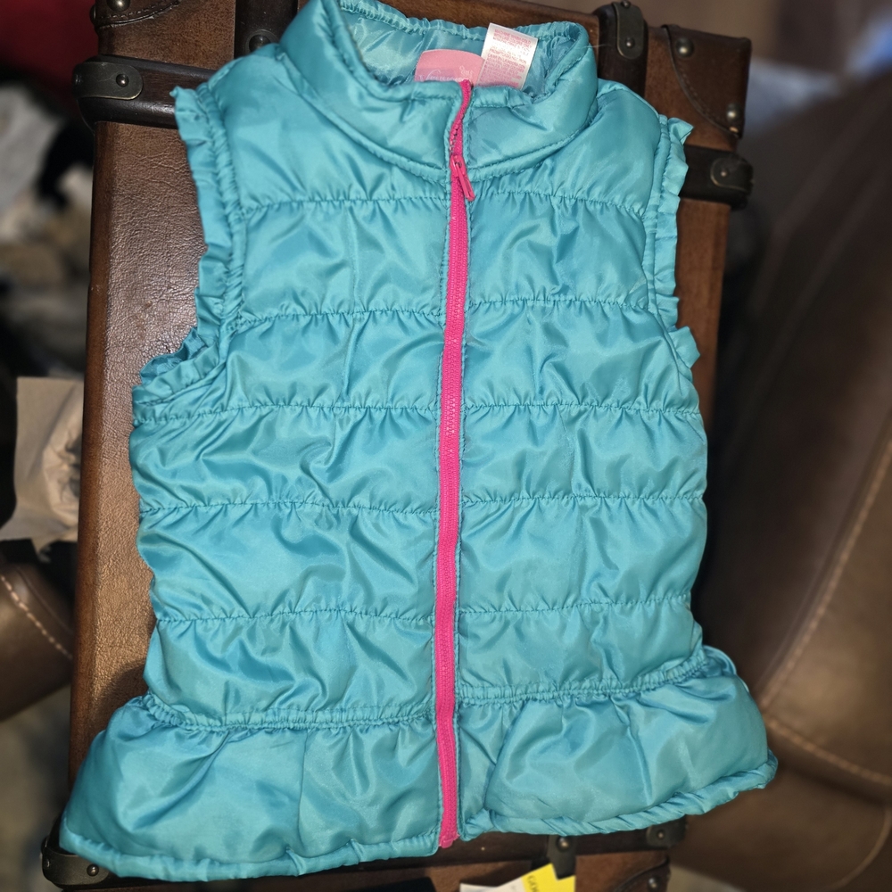 Nannette Girl Teal Quilted Piffer Vest with Pink Trim - Size 4 - Used